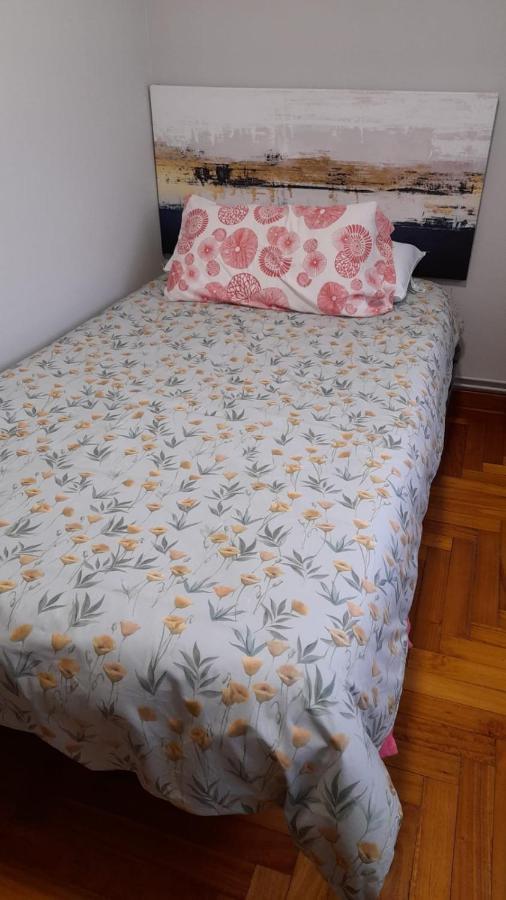 Apartamentos 比戈 外观 照片